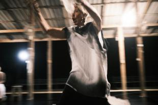 CREATING IMPROVISED PERFORMANCE with Kirstie Simson -An indepth training & research program for experienced practitioners - Genossenschaft Stadtufer - Lichtensteig, Switzerland